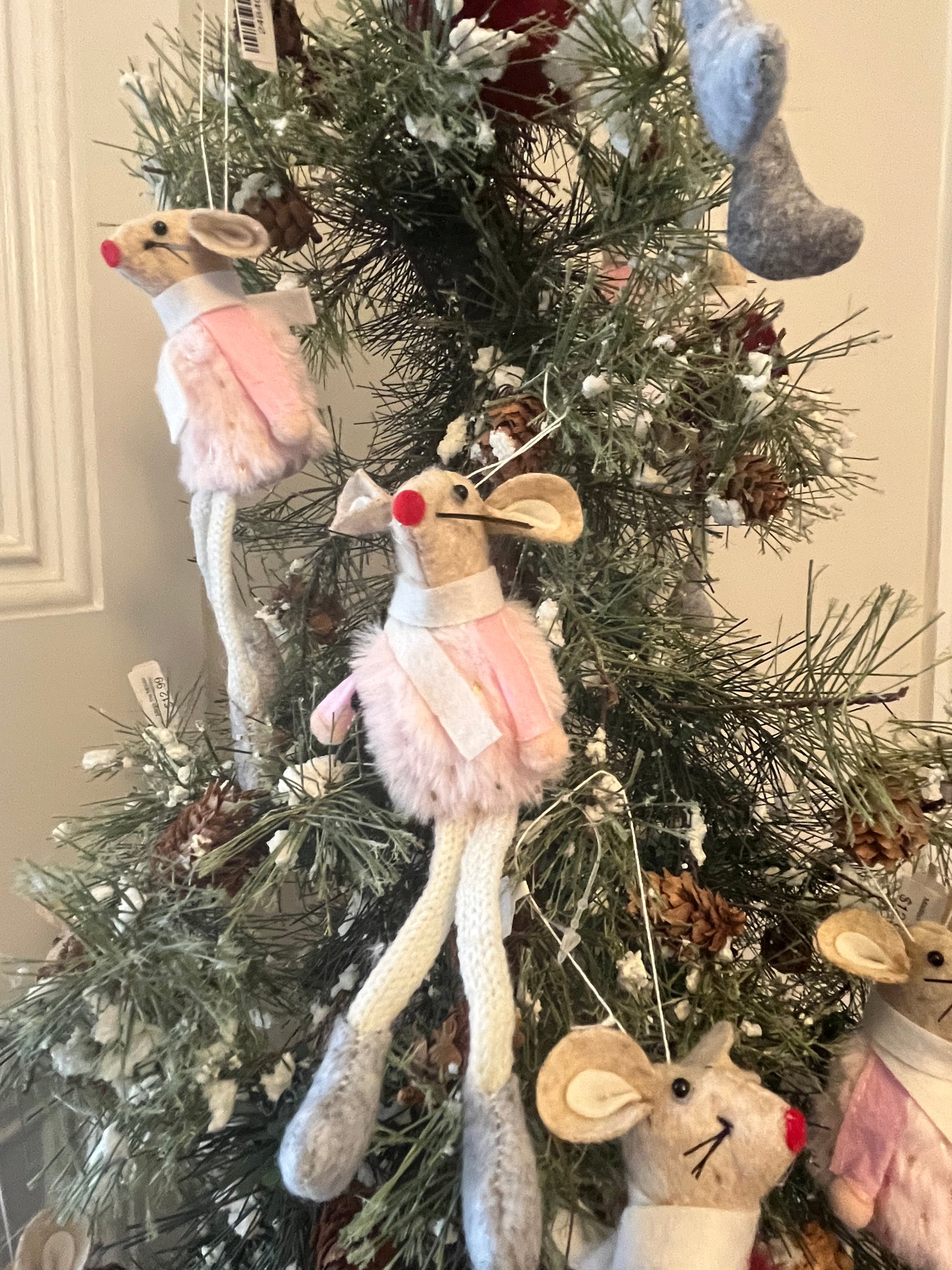 Madison the Mouse - Ornament