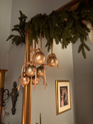 Botanical Elegance Ornament