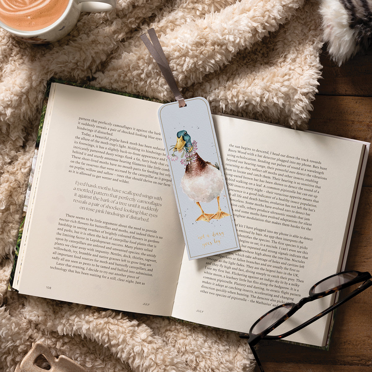 Wrendale Bookmark - Not a Daisy goes By