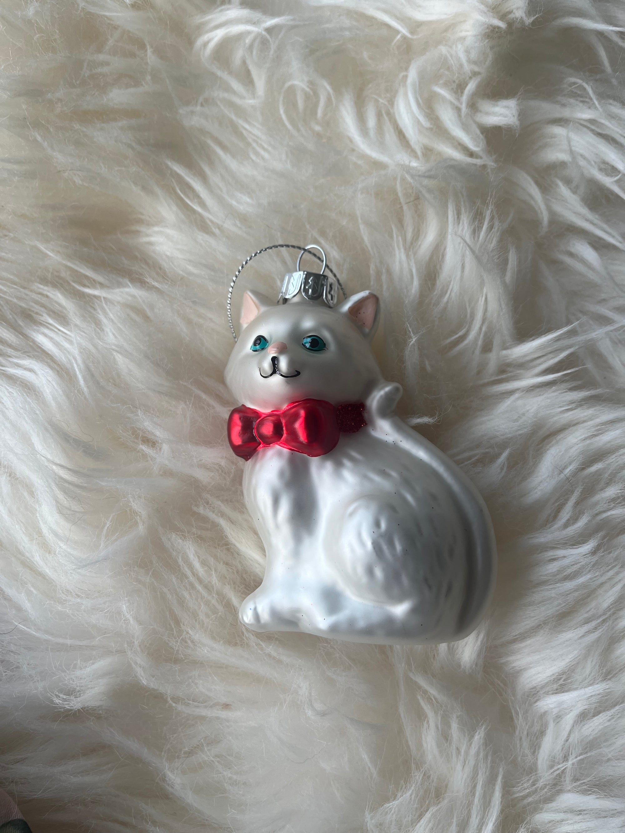 Sitting Cat Ornament