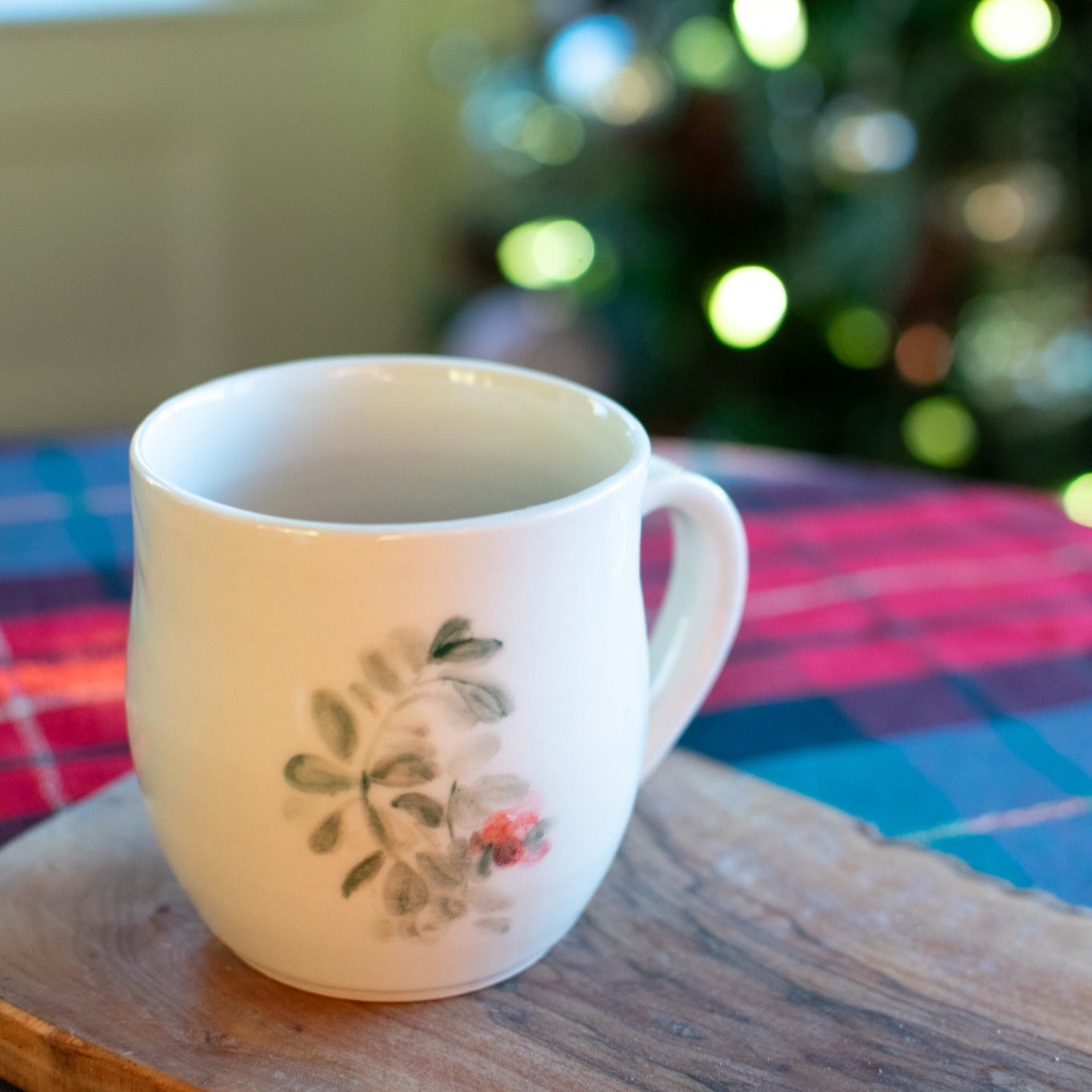 Partridgeberry Bunch - Pottery Mug