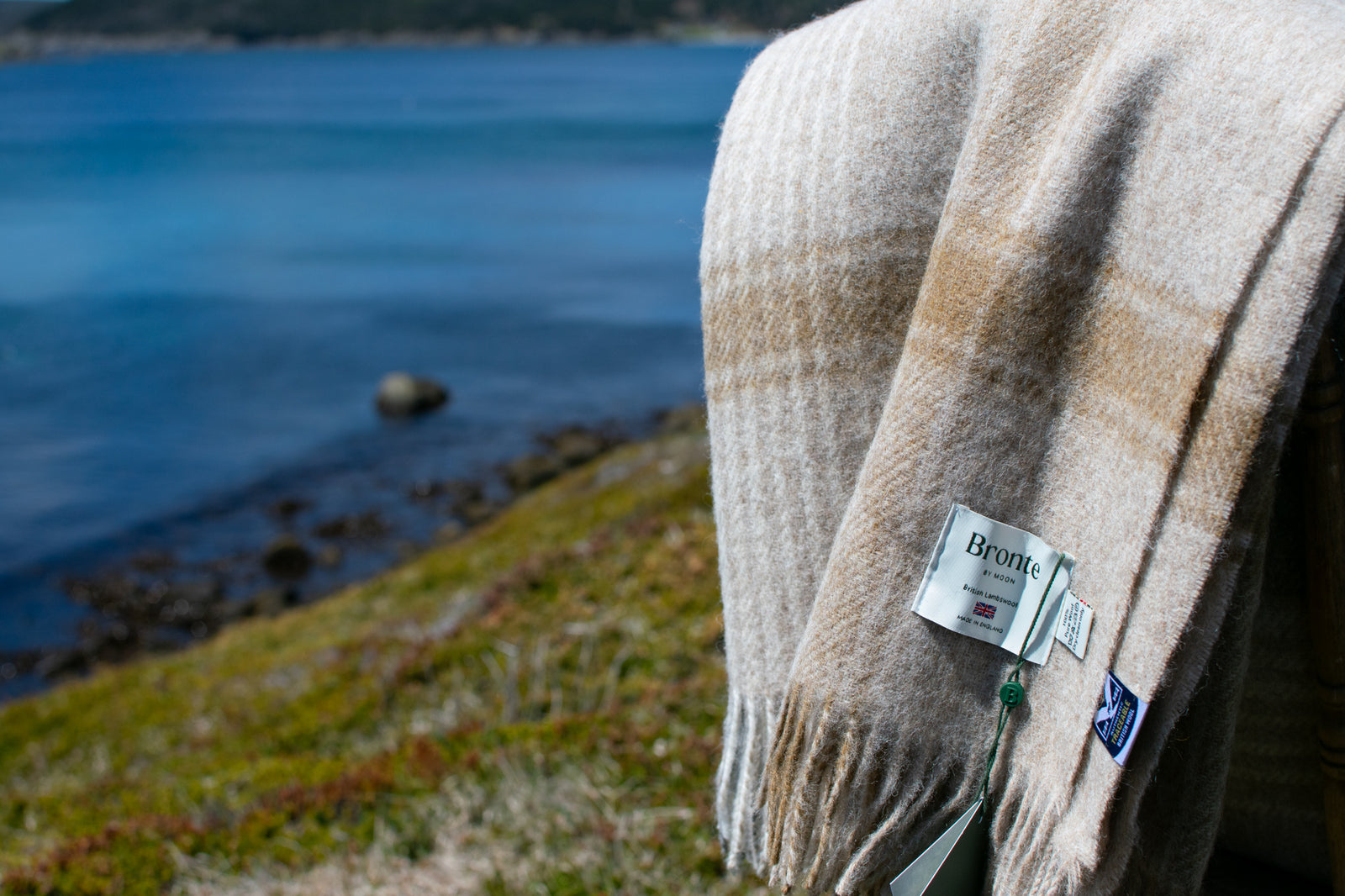 British Lambswool Blanket - Classic Check (Natural)