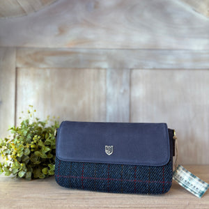 The Caithness Clutch - Navy Over-Check