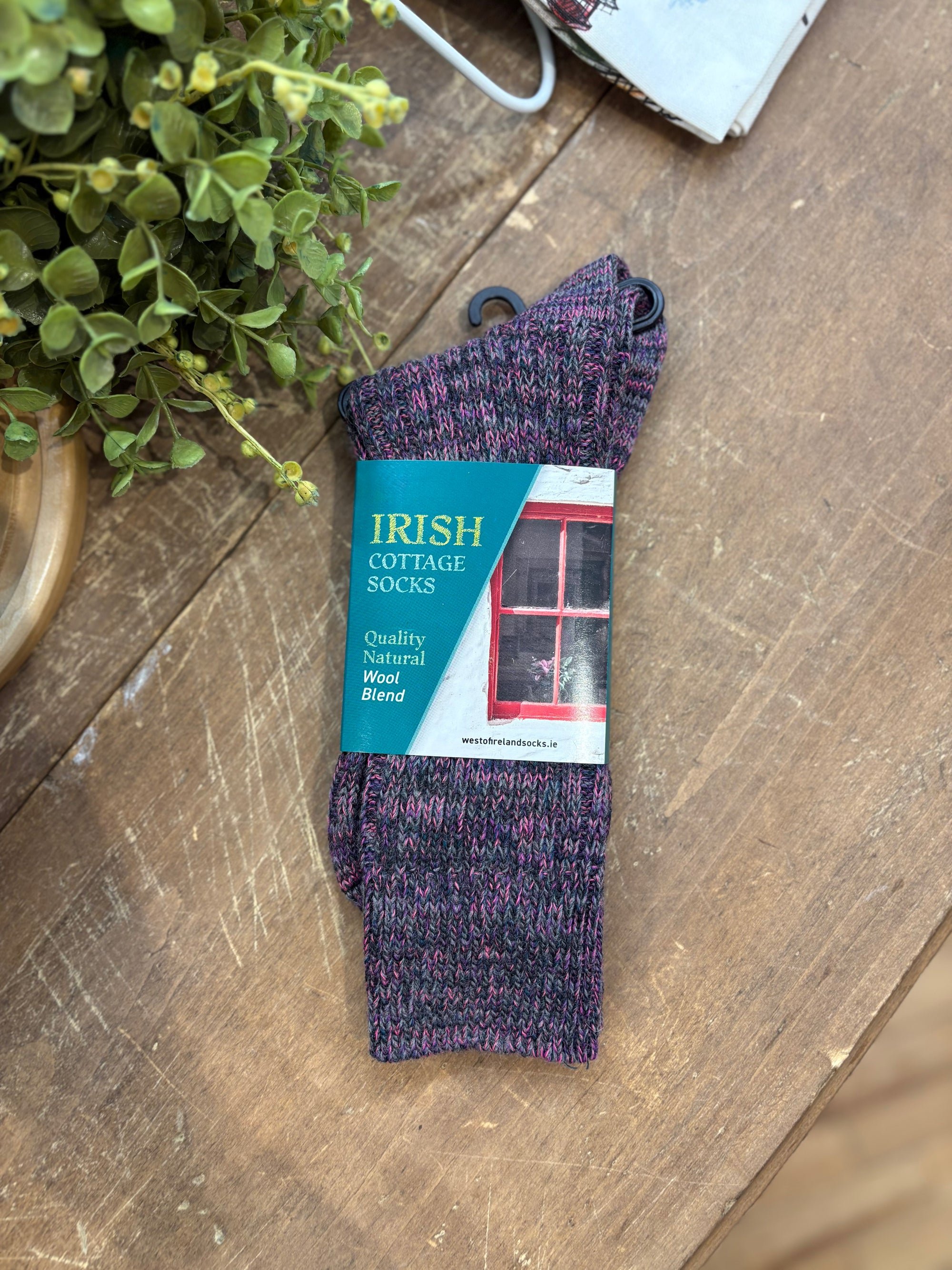 West Coast Irish Cottage Socks - Medium