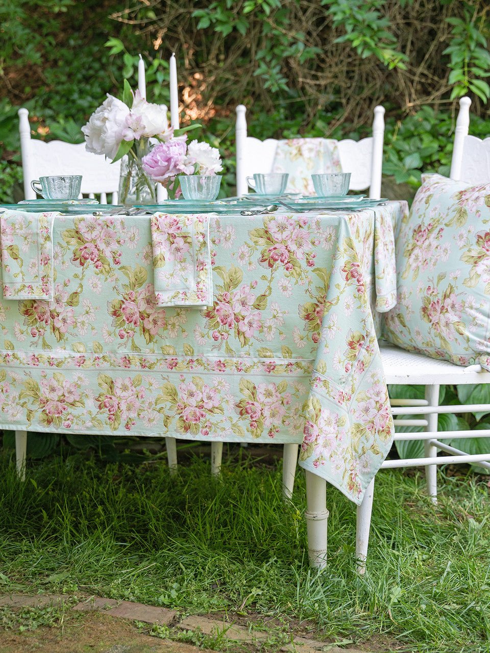 April Cornell Apple Blossom Tablecloth