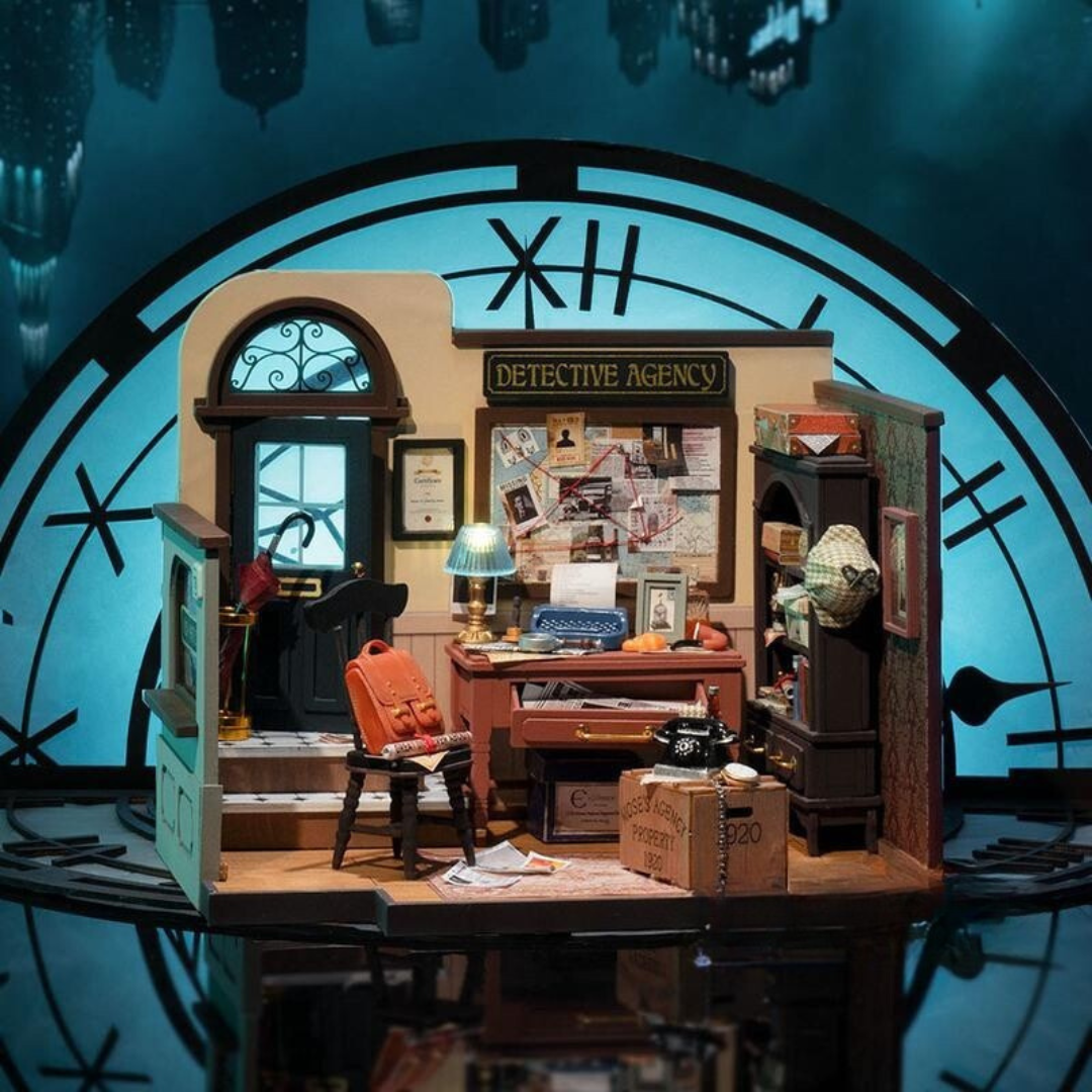 Miniature House - Mose's Detective Agency