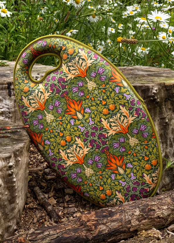 Orange Grove Garden Kneeler - Snakeshead