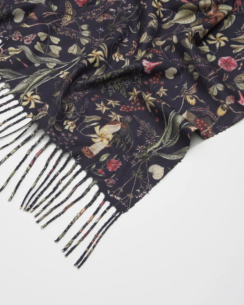 Wolf Garden Scarf with Tassels