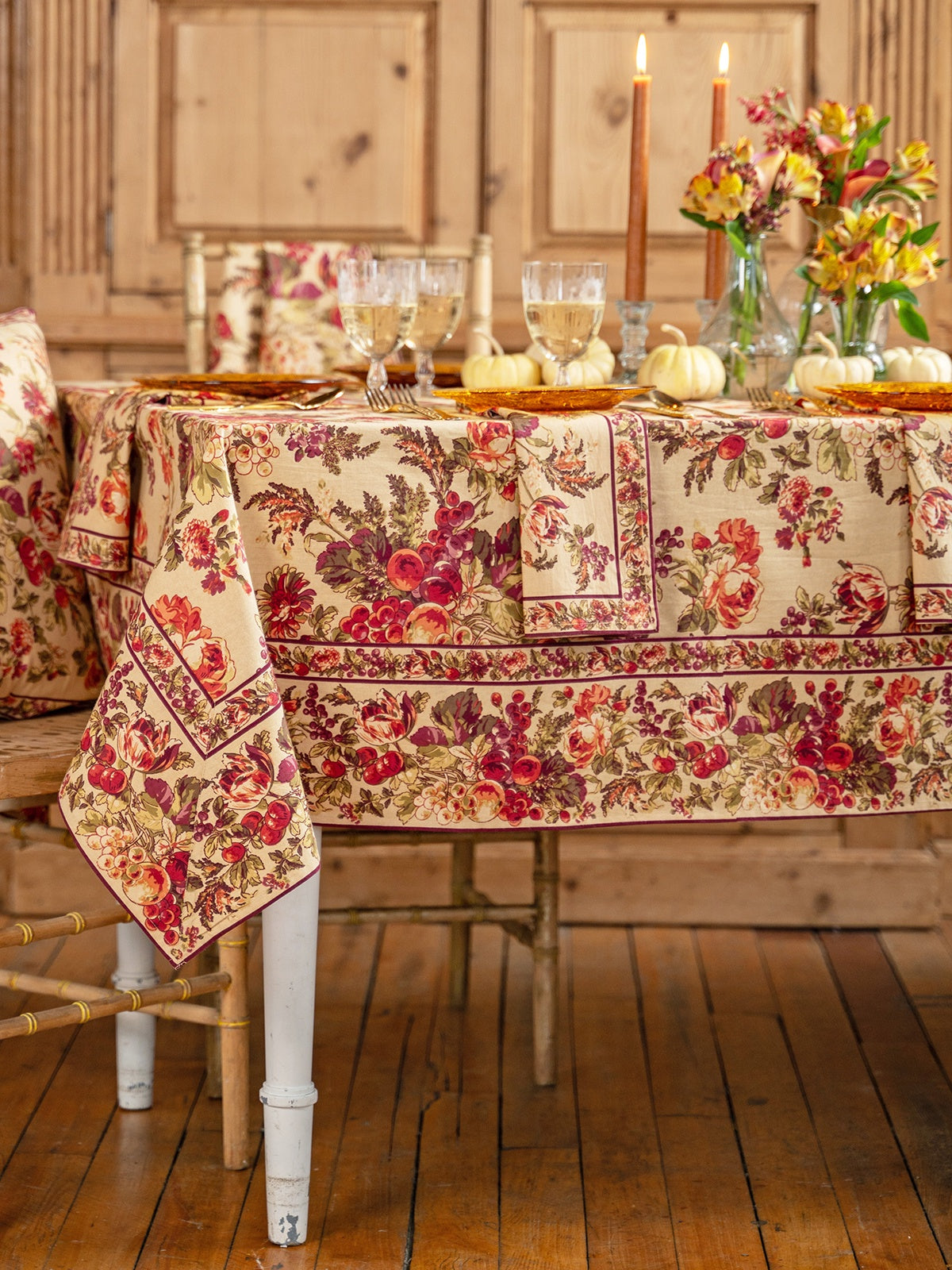 April Cornell Bountiful Harvest Tablecloth - Antique