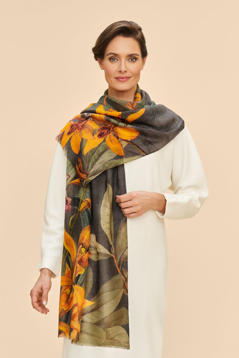 Botany Bliss Wool Scarf - Charcoal