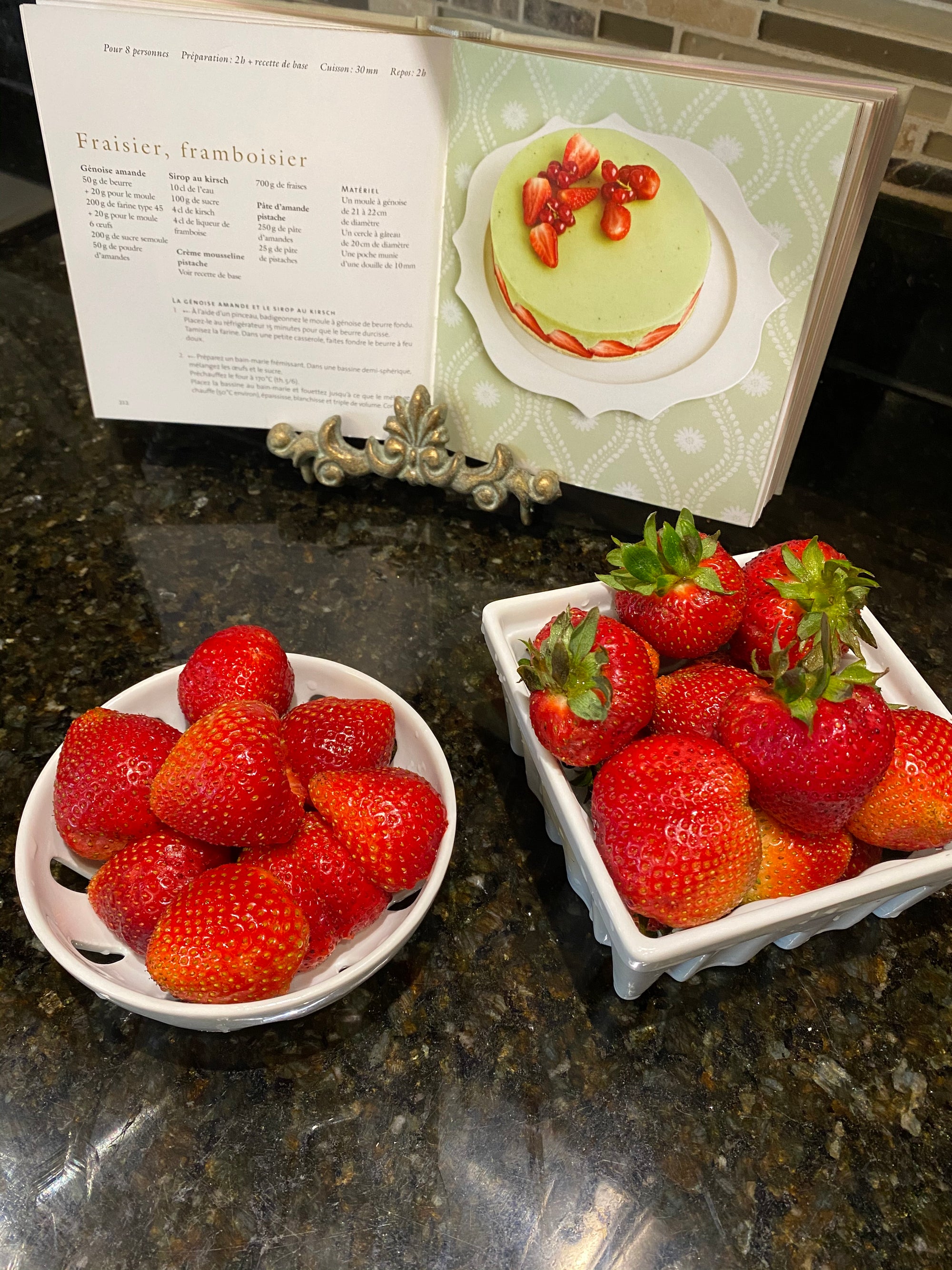 Round Berry Bowl Basket