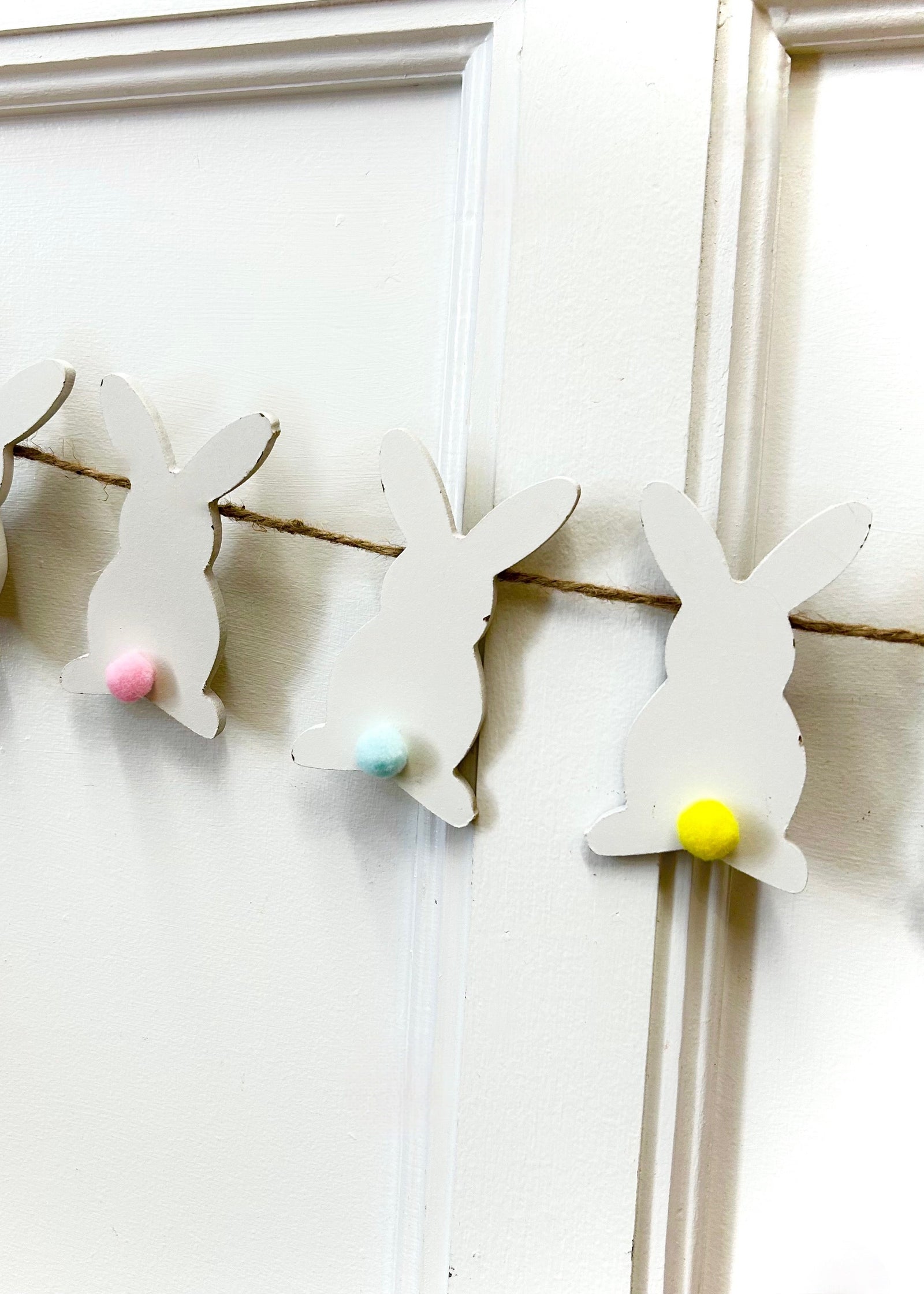 Easter Bunny Parade Garland