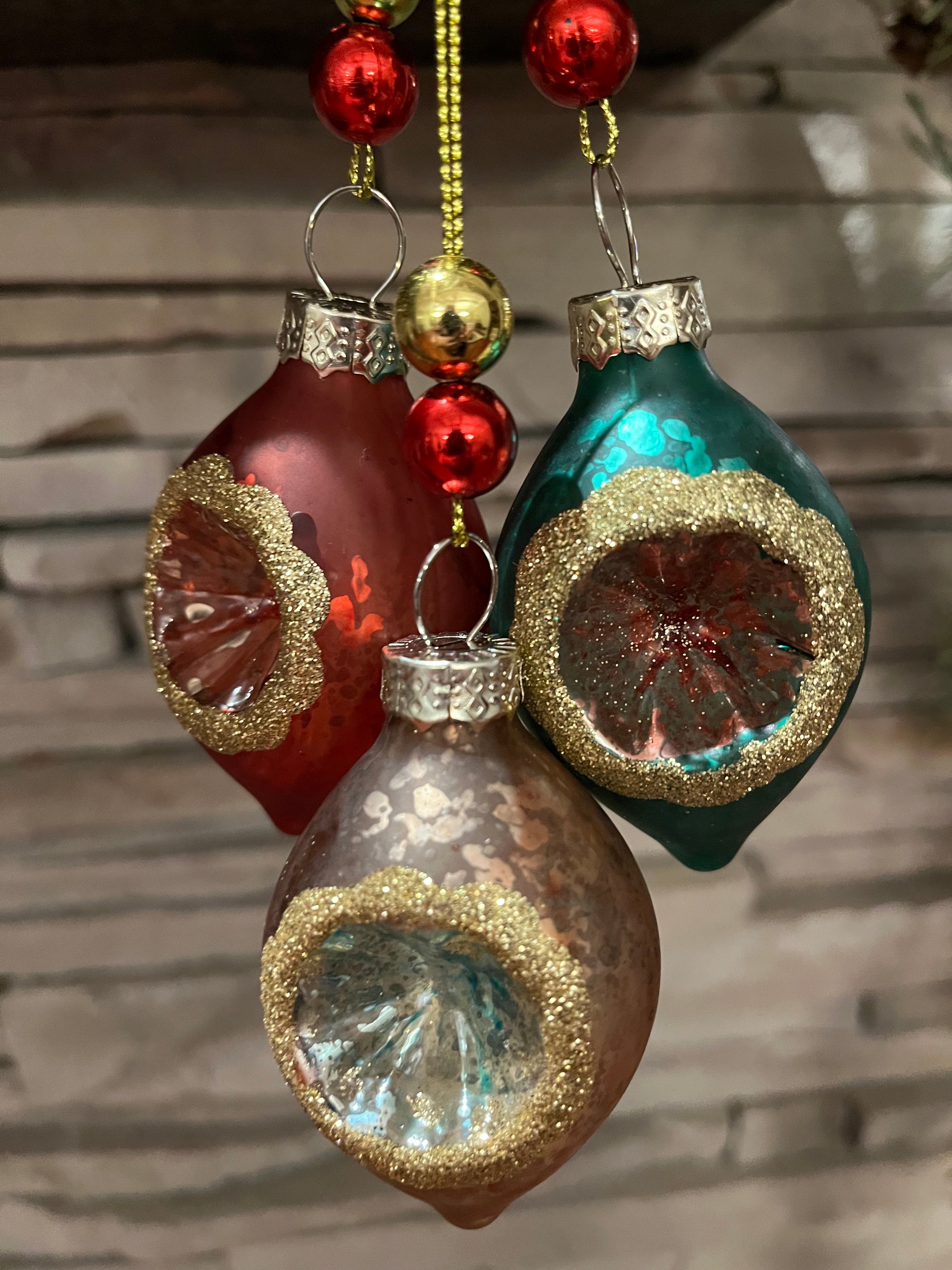 Vintage Cluster Ornament