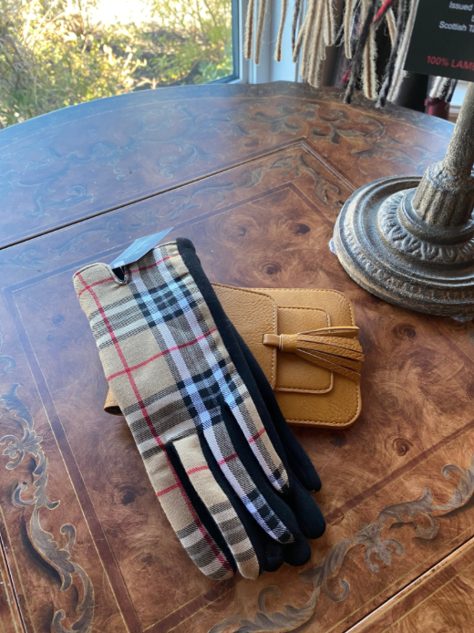 Tartan Gloves - Thomson Camel